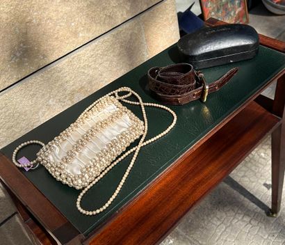 Lot including a French belt, a seed bead...