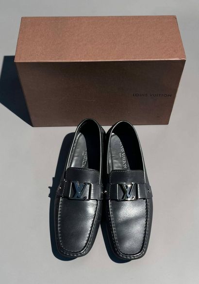 Louis VUITTON
Pair of MONTE CARLO moccasins...