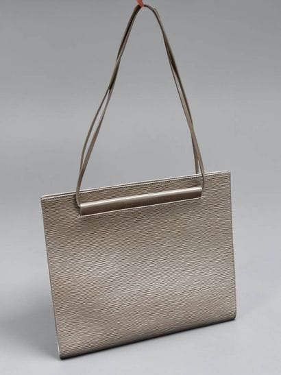 Louis VUITTON
Saint Tropez