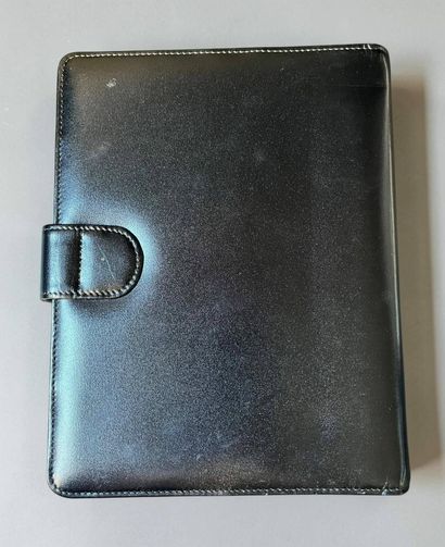 MONTBLANC 
Black smooth leather agenda holder
19.5...