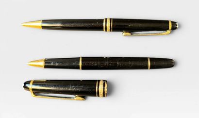 MONTBLANC
Meisterstuck model
Set of two pens,...