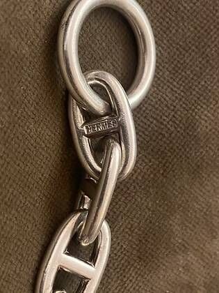 HERMÈS
Rare Hermès Chaine d'Ancre GM12 bracelet...