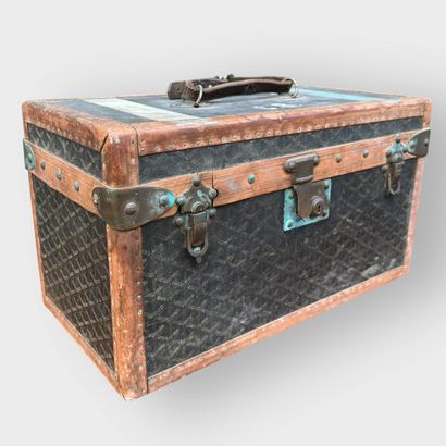 GOYARD
Vanity case in coated canvas with...