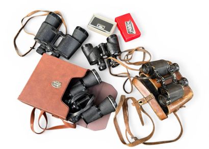 LOT INCLUDING :
- Five pairs of binoculars
-...