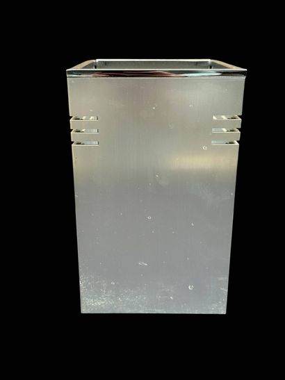 Table lamp in brushed stainless steel
Italian...