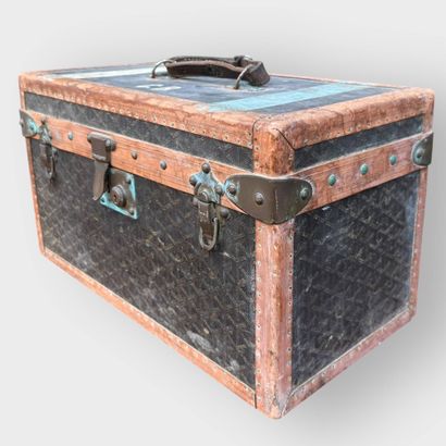 GOYARD
Vanity case in coated canvas with...