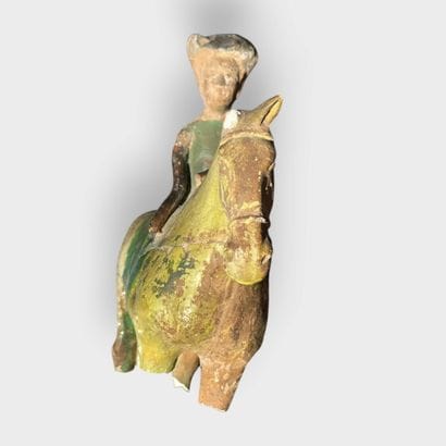China, Tang style
Mingqi in terracotta with...