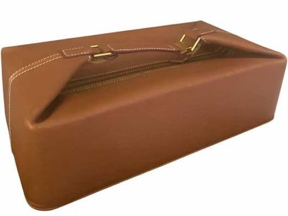 HERMÈS 
Poche Cloche