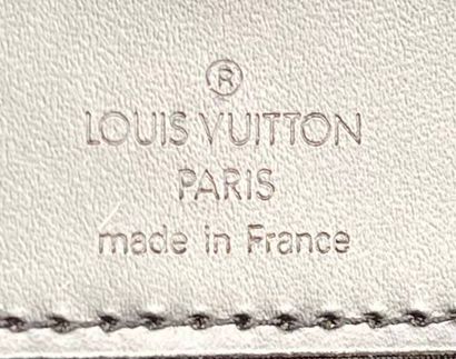 Louis VUITTON
Shoulder bag 