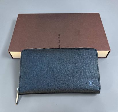 Louis VUITTON
Horizontal ZIPPY wallet in...