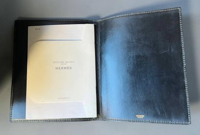 HERMÈS Paris
Smooth black leather directory...