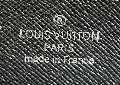 Louis VUITTON
Horizontal ZIPPY wallet in...
