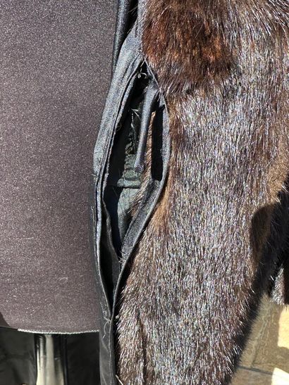 Rameline FERRARI in CANNES
Long mink coat...