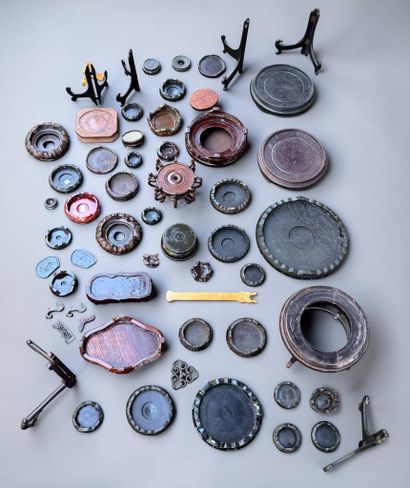 Lot including various bases and supports...
