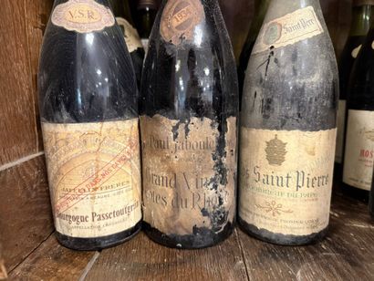 Batch of 10 Bottles -
3x Vosne Romanée 1966...