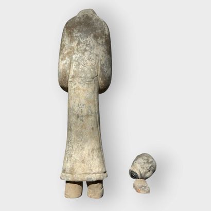 China, Han style
Mingqi in terra cotta with...