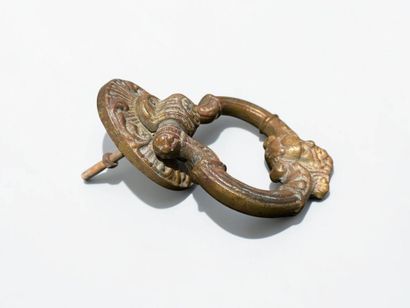 Bronze door knocker 
19th century
L : 15...
