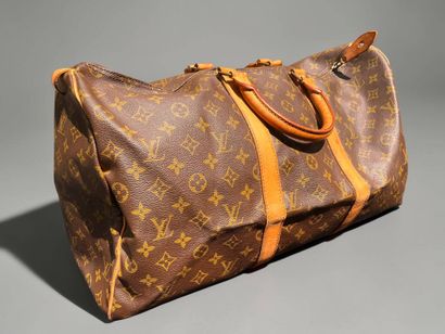 Louis VUITTON
Keepall travel bag in monogram...