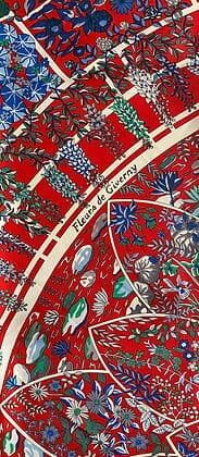 HERMÈS 
Square in printed silk twill
