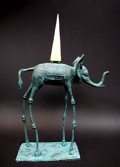RUCHOS (XXI)
The Cosmic Elephant
Large green...