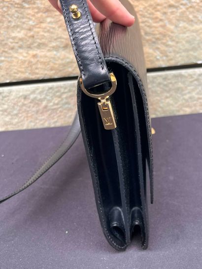 Louis VUITTON
Friedland
