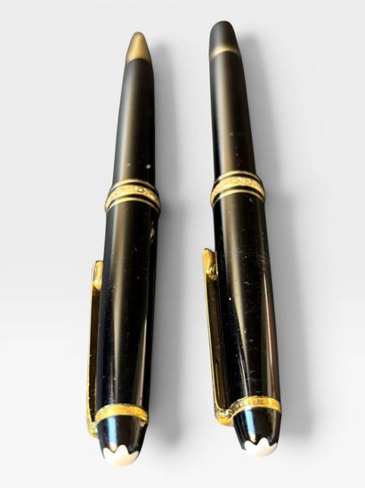MONTBLANC
Meisterstuck model
Set of two pens,...