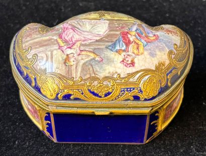 Small painted earthenware jewelry box decorated...