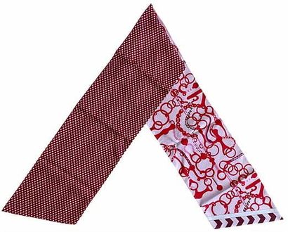 HERMÈS 
Scarf / Maxi Twilly Reversible Petit...