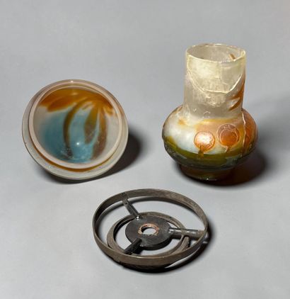 GALLE Etablissements
Miniature mushroom lamp,...