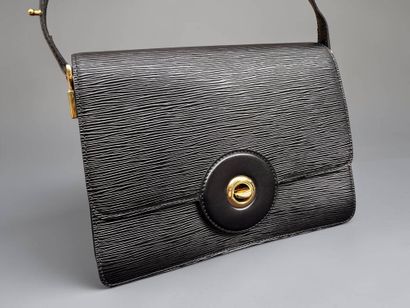 Louis VUITTON
Friedland