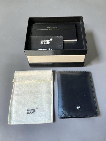 MONTBLANC
Memo holder in smooth black leather,...