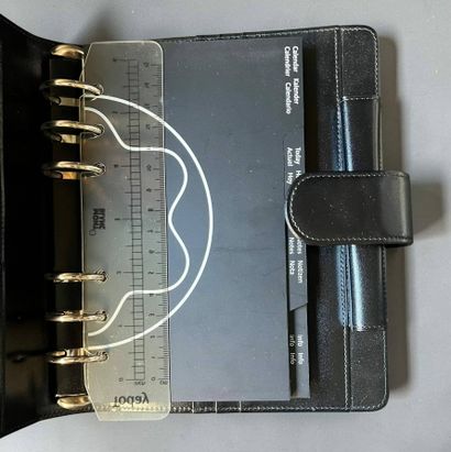 MONTBLANC 
Black smooth leather agenda holder
19.5...