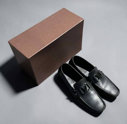 Louis VUITTON
Pair of MONTE CARLO moccasins...