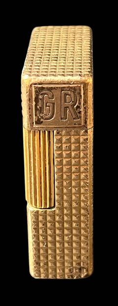 S.T. DUPONT
Set of 5 lighters, including...