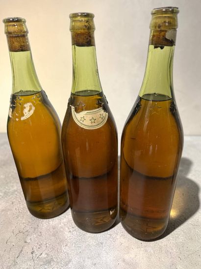 Lot of 11 Bottles of various wines and spirits...