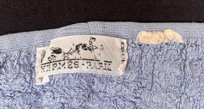 HERMÈS
Set of 3 terry cloth pieces including...