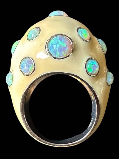 Ring in 925 °/°° silver, cream enamel and...