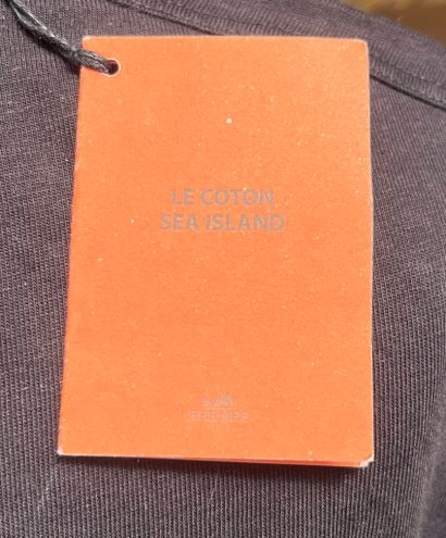 HERMÈS
Black and H orange 