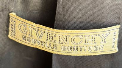 GIVENCHY 
Vintage woman's black coat (as...