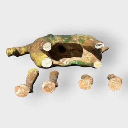 China, Tang style
Mingqi in terracotta with...