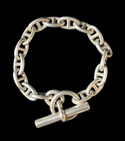 HERMÈS, in the style of
Bracelet similar...