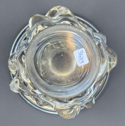 DAUM
Vase with flared neck in blown glass
Signed
28...