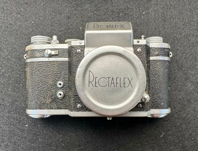 RECTAFLEX (Italy)
Camera N°3980 B. Lens Pierre...