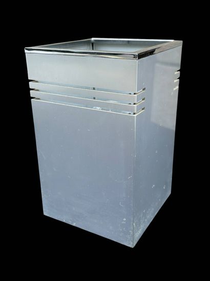 Table lamp in brushed stainless steel
Italian...