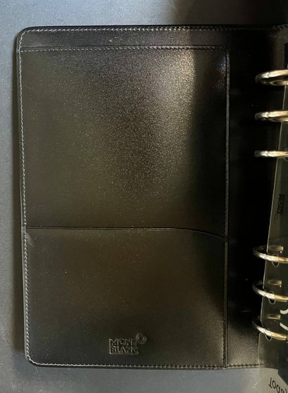 MONTBLANC 
Black smooth leather agenda holder
19.5...