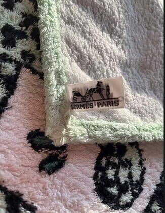 HERMÈS 
Towel / Beach mat in vintage printed...