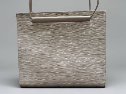 Louis VUITTON
Saint Tropez