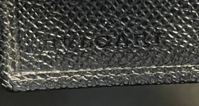 BULGARI
Black grained leather wallet
10 x...
