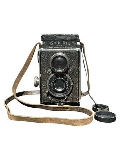 ROLLEIFLEX. Franke & Heidecke (Braunschweig)
Camera...