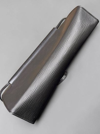 Louis VUITTON
Shoulder bag 